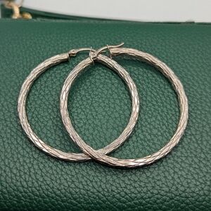 Brilho Silver Hoop Earrings
